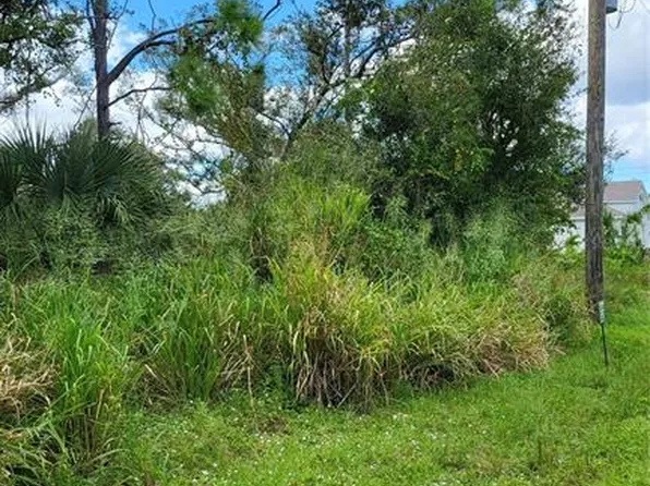 25 Evaro Dr #16, Pt Charlotte, FL 33954