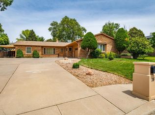 14 Oakbridge Dr, Pueblo, CO 81001
