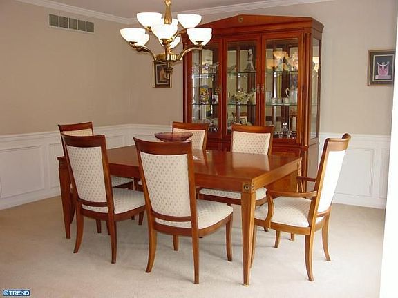 4th image of 31 Hamilton Dr
