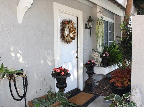 Landscaped Front Entry