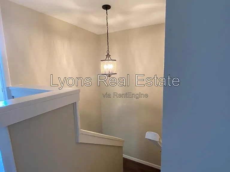 17407 Ellie Dr — Photo 9