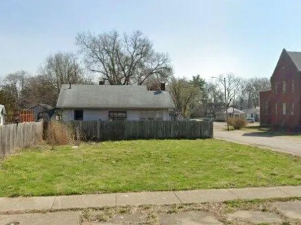 1301 N 19th St, Terre Haute, IN 47807