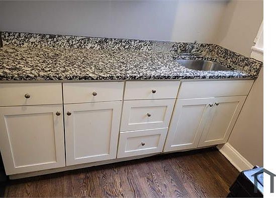 5th image of 7818 S Cornell Ave APT 1