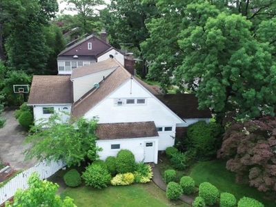 217-15 Peck Avenue, Queens Village, NY, 11427