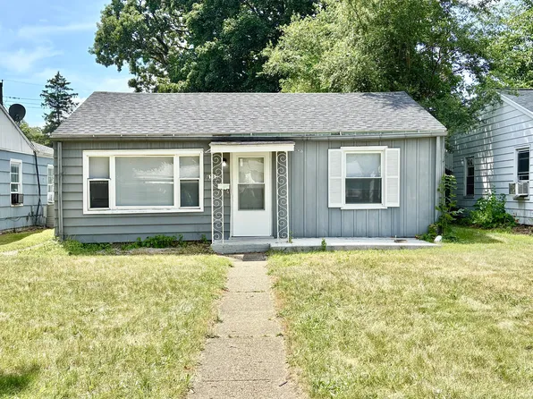 1513 Wilbur St, South Bend, IN 46628