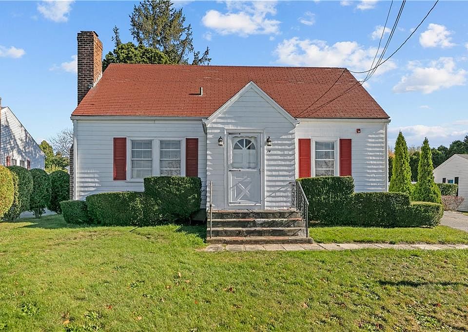 1st image of 74 Valley Rd