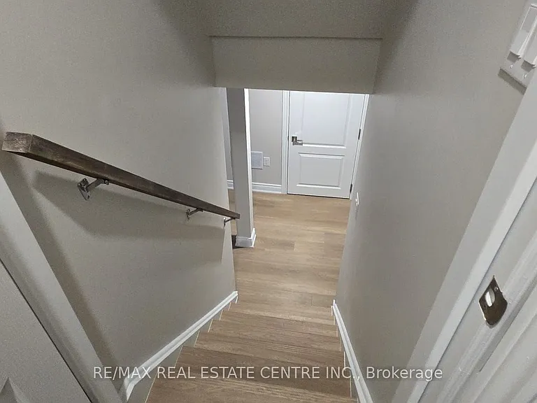 1 Nairn Cir #389 — Photo 4
