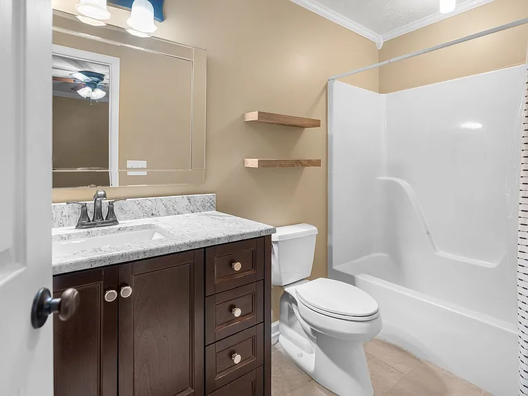 105 Walnut Ct — Photo 15