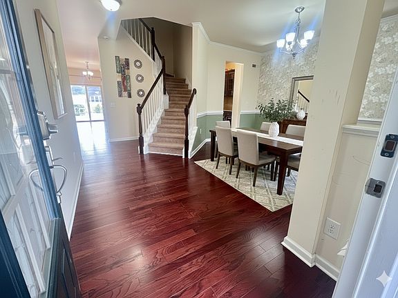 Dinning Room-Virtual staging -Idea 1