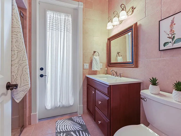 4409 Crews Ct — Photo 12