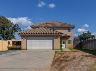 16963 Crystal Dr, Madera, CA 93638