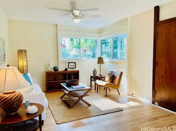58-358 Kamehameha Hwy APT B, Haleiwa, HI 96712