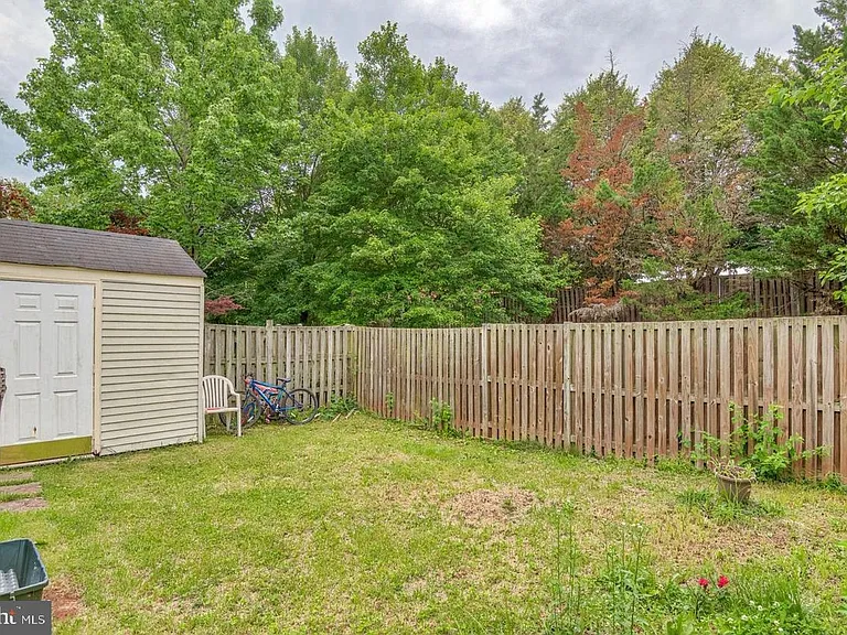 3018 McMaster Ct — Photo 11