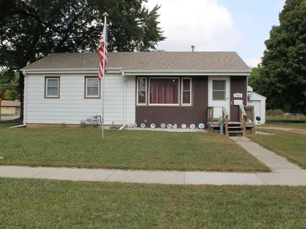 1025 W 7th St, Spencer, IA 51301