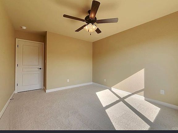 4th image of 69 Huntington Dr