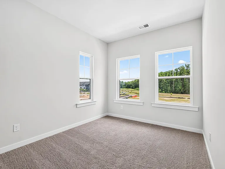 417 Talbot Dr — Photo 17