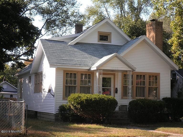 1st image of 1260 Ogden Ave