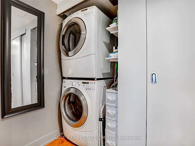 233 Carlaw Ave #509 — Photo 9