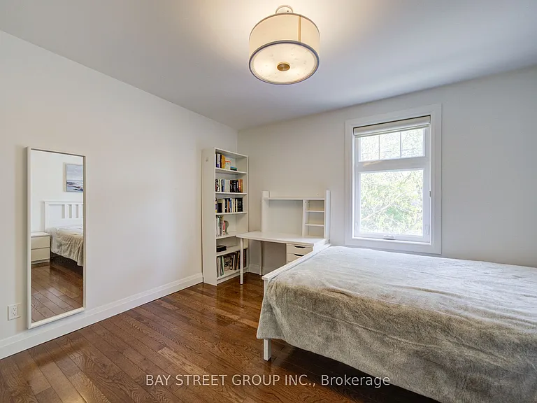 95 Hopedale Ave — Photo 27