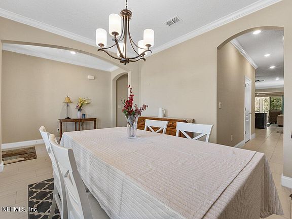 4th image of 2900 LAS CALINAS Boulevard
