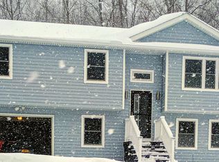 74 Oneida Ave, Troy, NY 12180