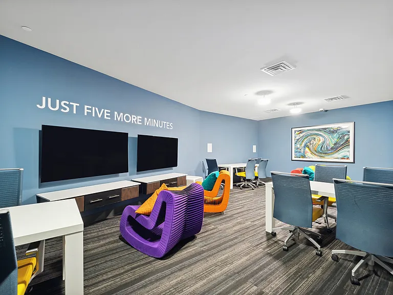 Vue 22 Apartments — Photo 23