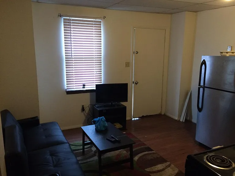539 Blaine Ave #3 — Photo 3