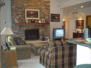 3718 Sutton Woods Dr, Crystal Lake, IL 60012