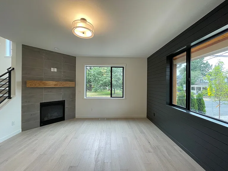 8191 N Haven Ave — Photo 7