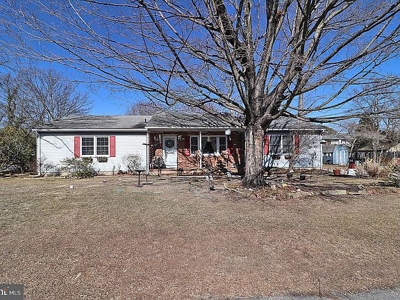 2nd image of 1901 10th Ave