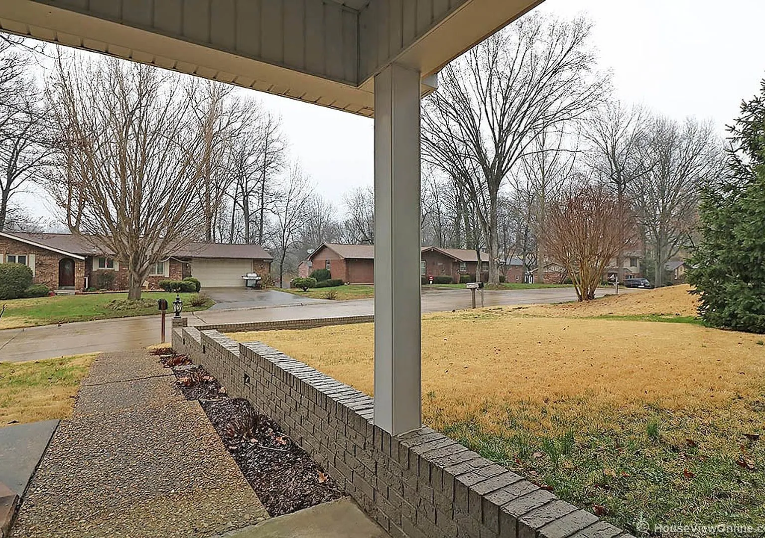 Spacious House In Cape Girardeau — Photo 4