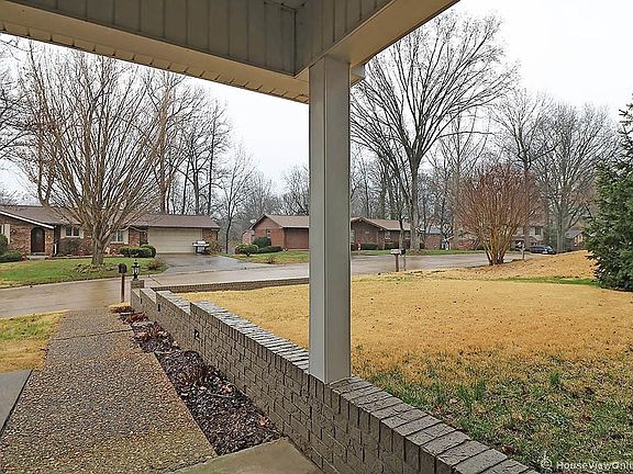 4th image of 2031 Allen Dr