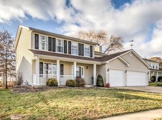 123 Fleur De Lis Dr, Wentzville, MO