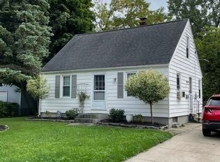 729 S Huth Rd, Cheektowaga, NY 14225