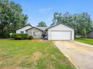 2676 Rosecommons Dr, Hampton, GA 30228
