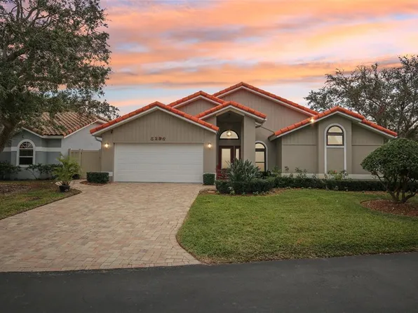 5296 White Sand Cir NE, Saint Petersburg, FL 33703