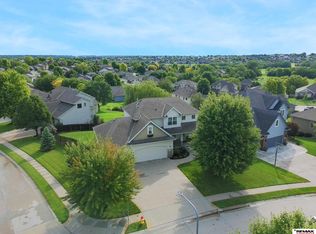 3805 S 202nd St, Omaha, NE 68130