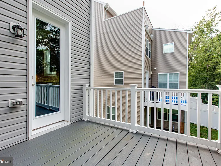 2546 Buckthorn Dr — Photo 22