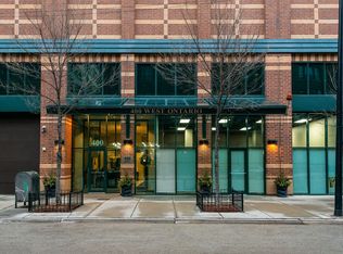 400 W Ontario St APT 1801, Chicago, IL 60654