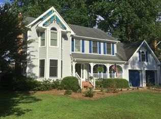 905 Baydon Ln, Chesapeake, VA 23322