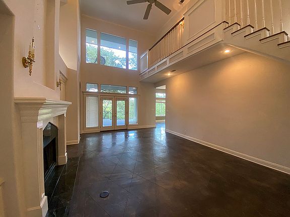 5th image of 503 Duck Lake Dr