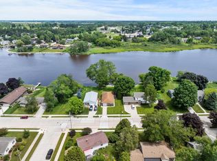 3041 Adams St, Two Rivers, WI 54241