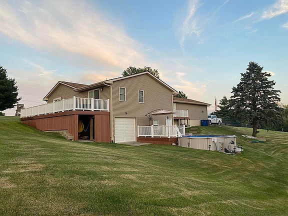 3rd image of 238 Cedar Ln