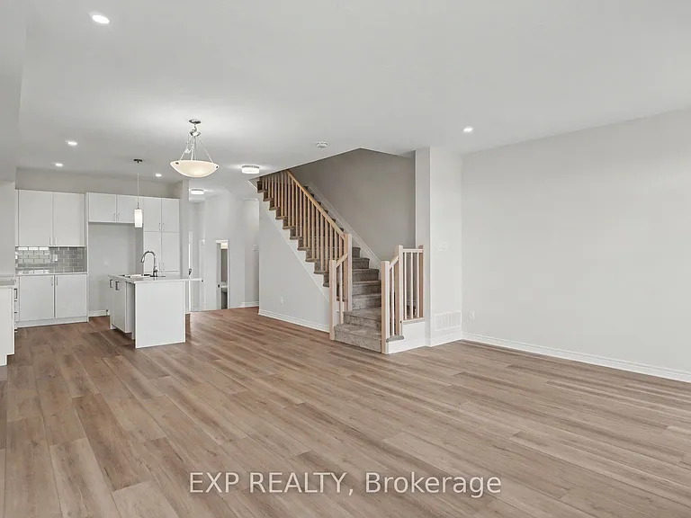 288 Labelle Rd — Photo 4