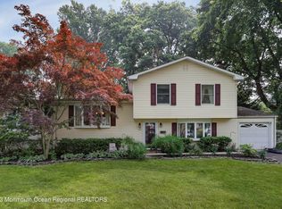 113 Apple Blossom Ln, Middletown, NJ 07748