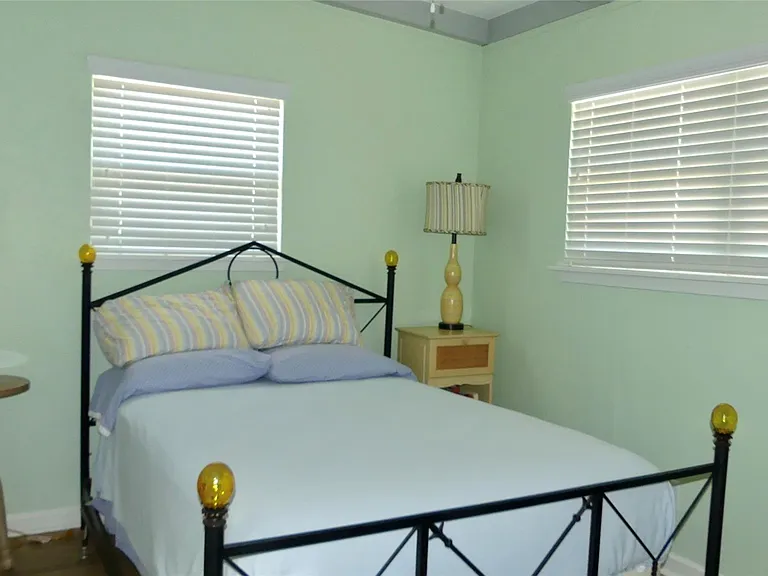 58 Lakeside Dr — Photo 15