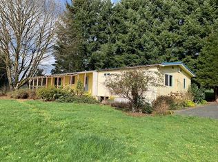 25621 High Pass Rd #B, Junction City, OR 97448