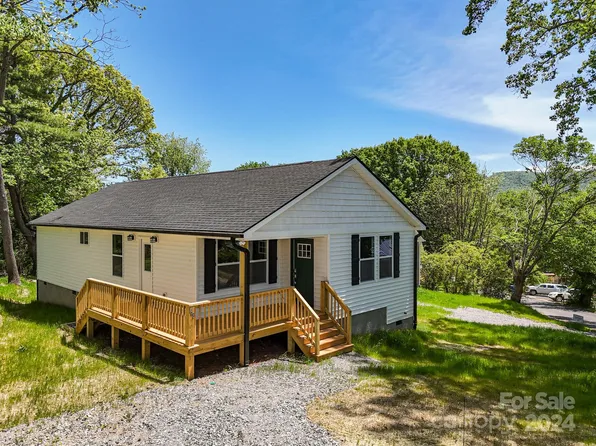 168 Lower Edgewood Rd, Candler, NC 28715