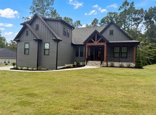 3105 Chatham Dr, Seneca, SC 29678
