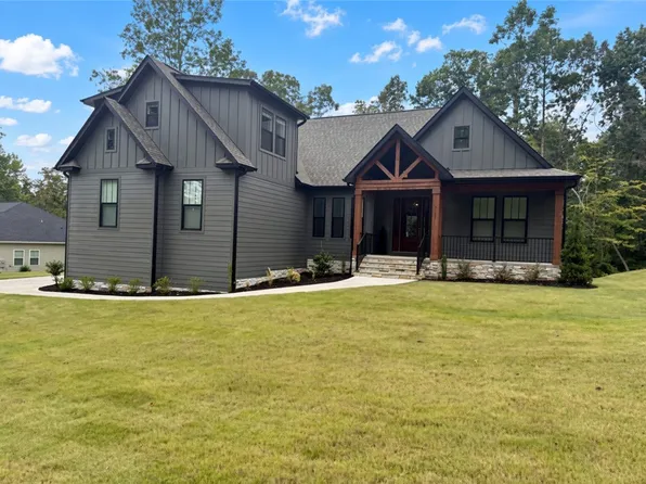 3105 Chatham Dr, Seneca, SC 29678
